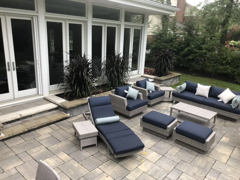 Local yard maintenance in Libertyville, IL by Kelley Landscape & Patio