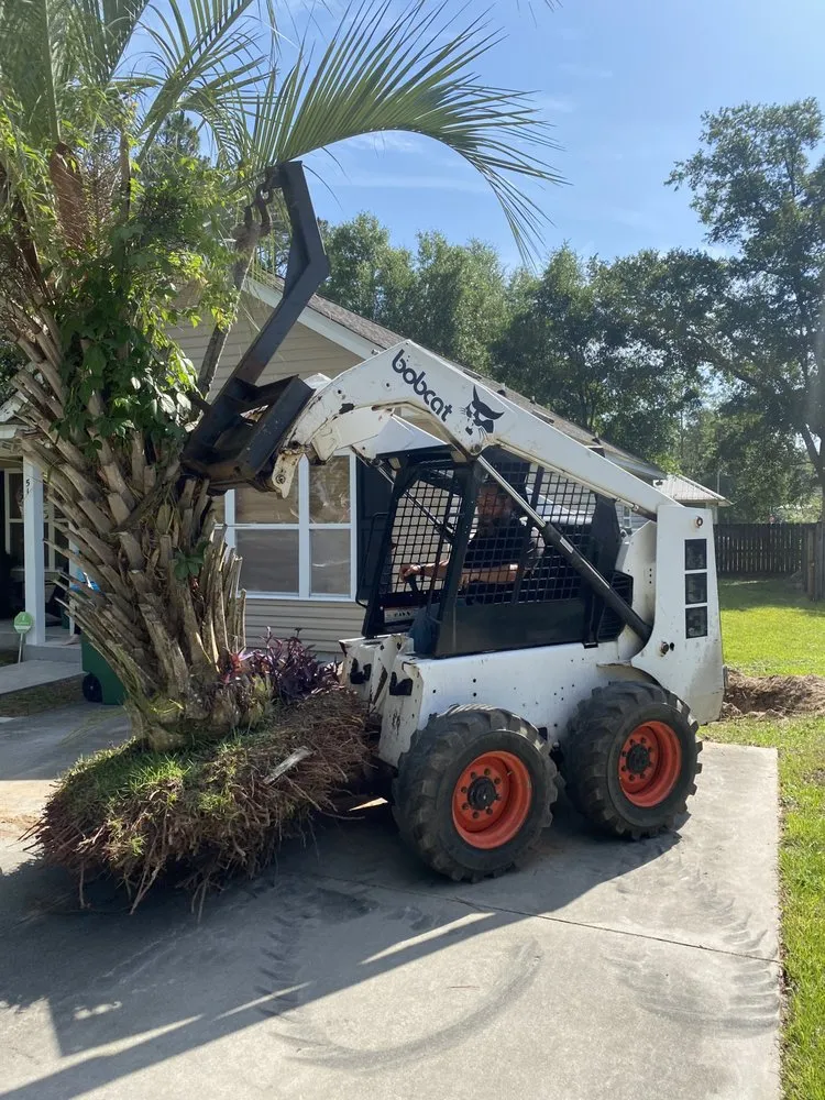 Affordable outdoor landscaping for beautiful yards across Crawfordville, FL - Kelley’s lawn and landscape