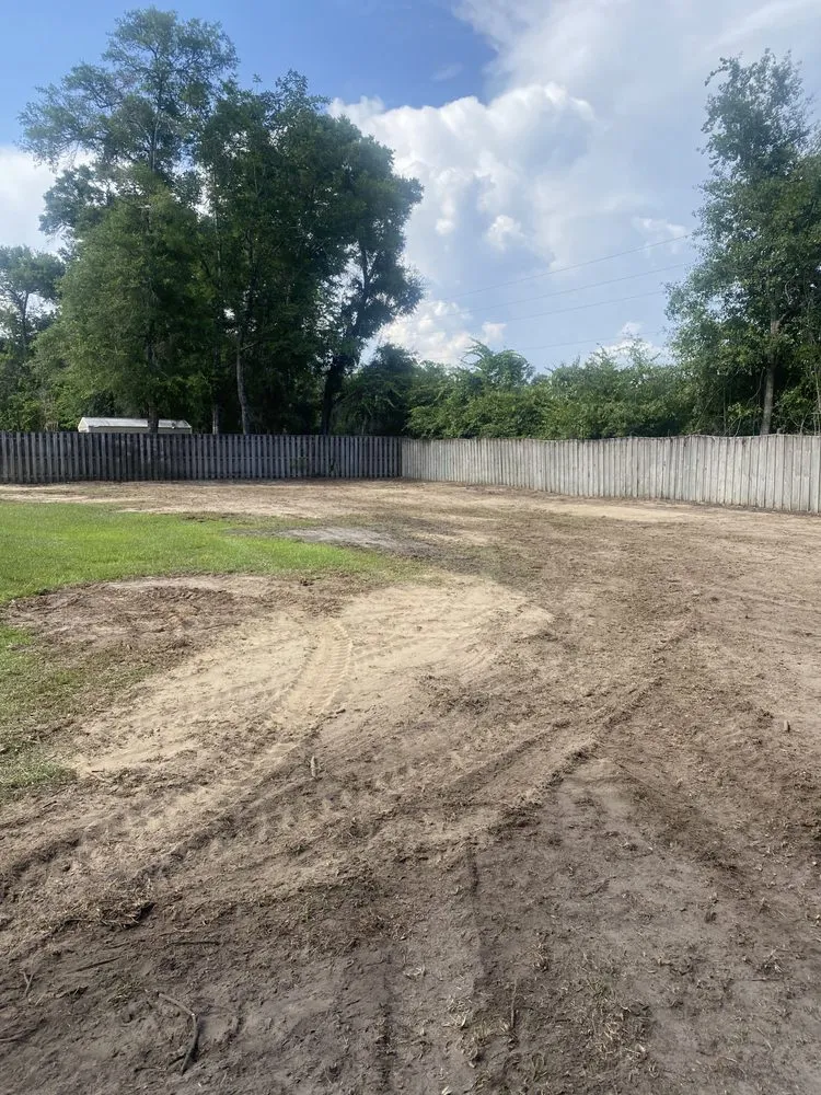 Expert landscape design for year-round maintenance in Crawfordville, FL by Kelley’s lawn and landscape