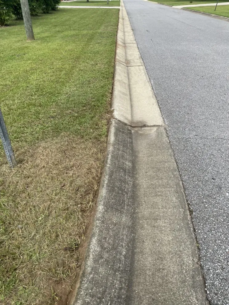 Trusted yard cleanup service experts serving Jay, FL - Kelley’s Lawn Service