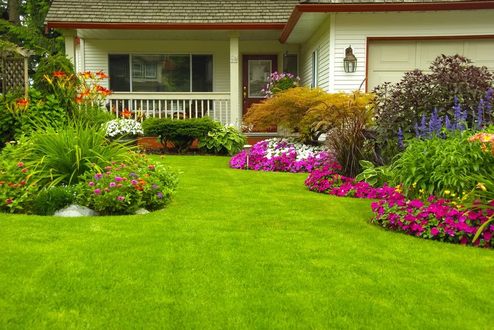 Expert lawn mowing service in Signal Mountain, TN - Kells Lawn Maintenance