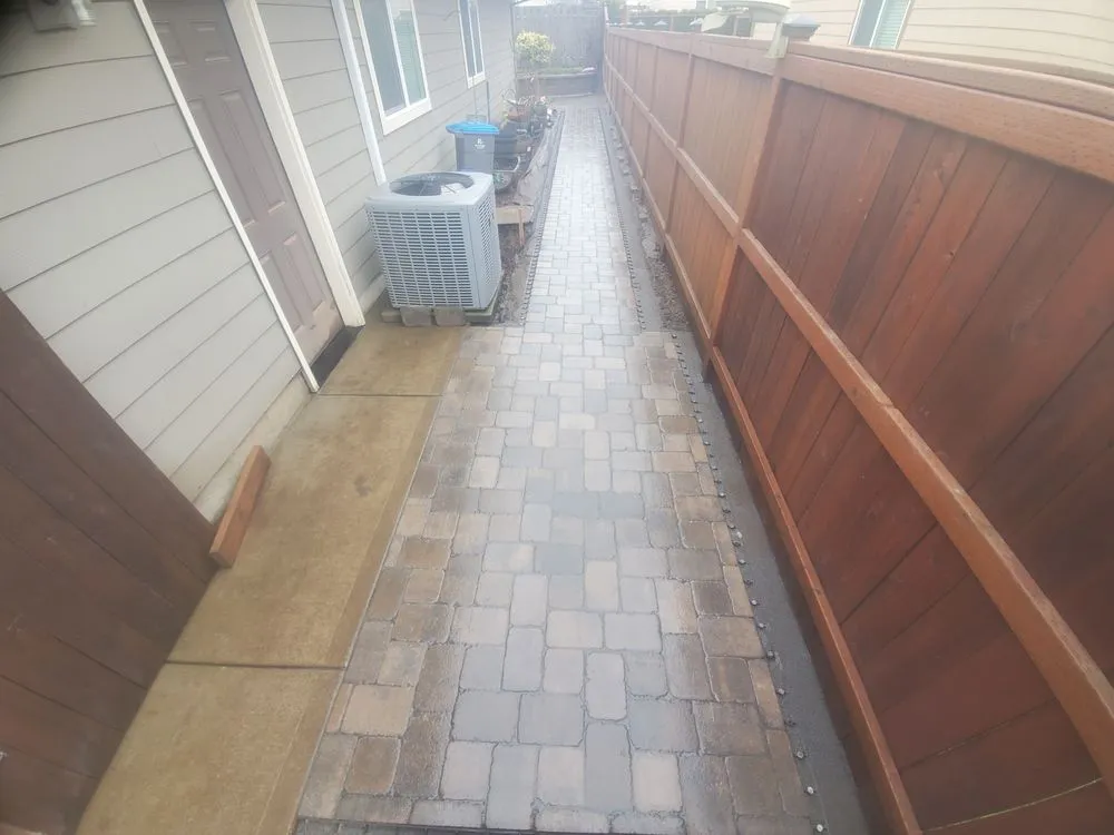 Custom landscaping services experts serving Independence, OR - Kelly-Field Lawn Care & More