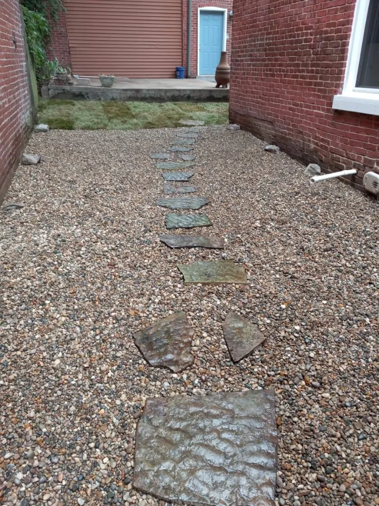 Trusted outdoor landscaping experts serving Florissant, MO - Kelly Green Landscaping