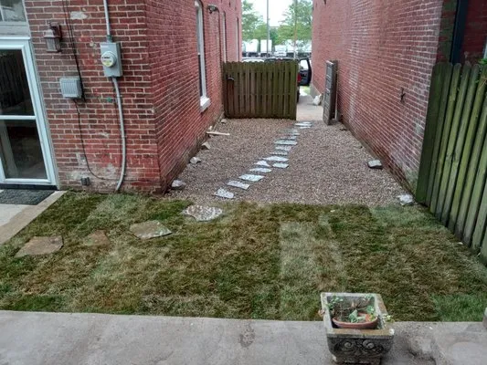 Kelly Green Landscaping Logo