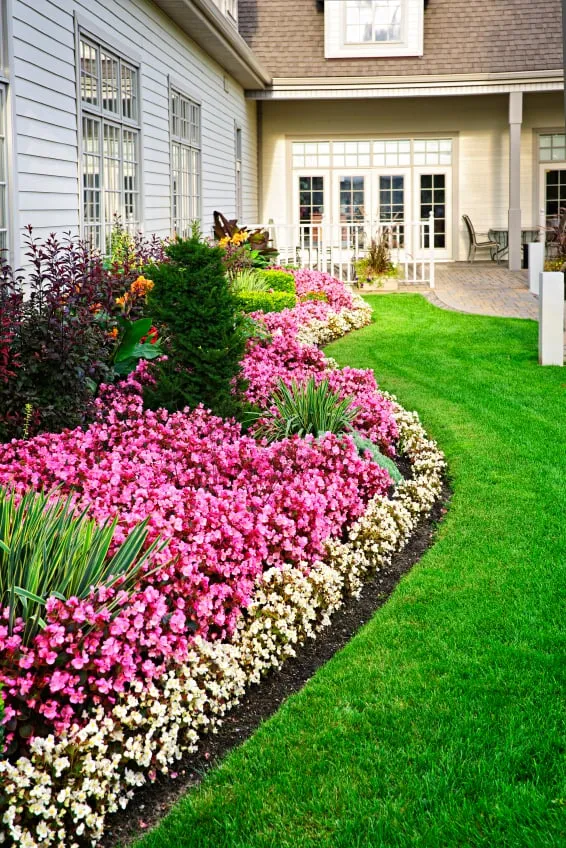 Professional landscape design with custom design in Burleson, TX by Kelly Green Lawncare