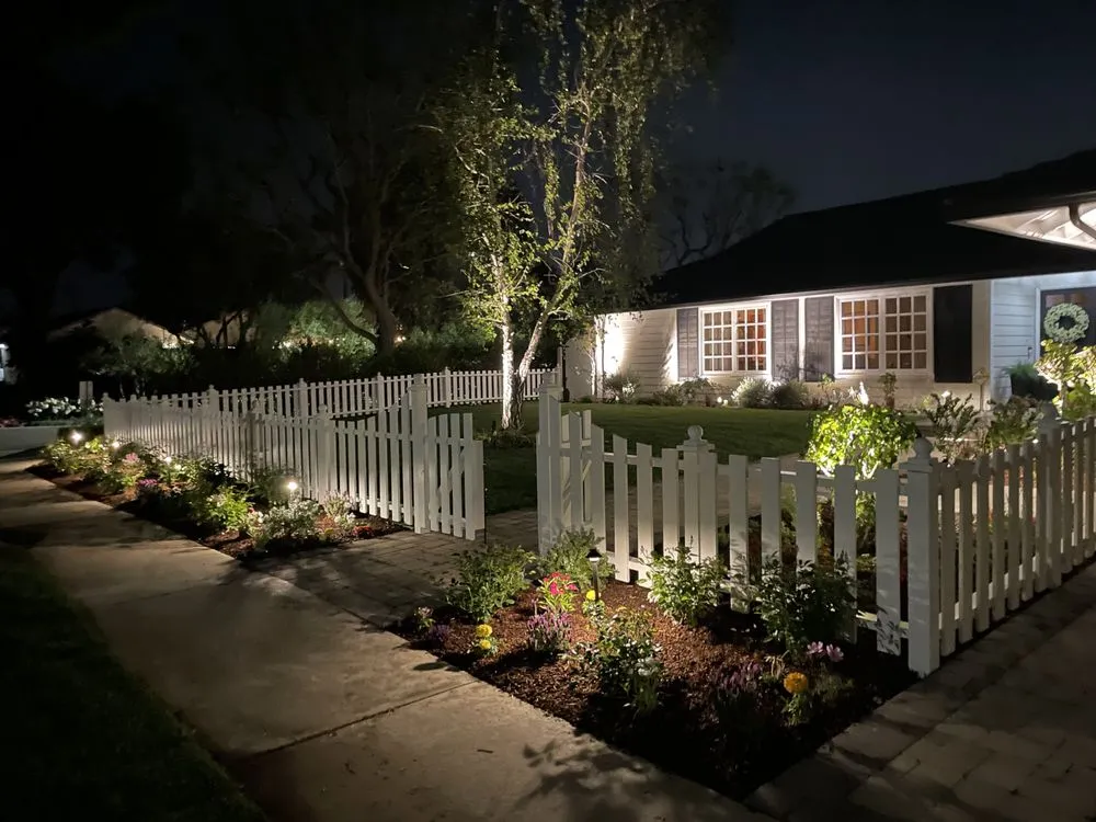 Custom landscape design for year-round maintenance in Corona Del Mar, CA by Kelly Kohl Construction