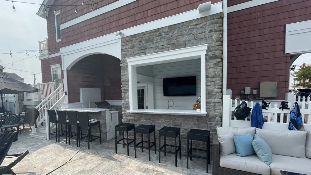 Custom garden landscaping for beautiful yards in Linwood, NJ by Kellys All Pro Landscaping