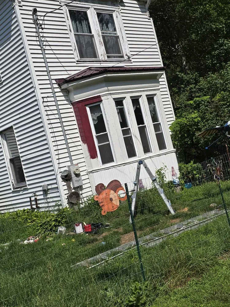 Trusted outdoor landscaping in Abbot, ME by Kelly's Handy Man And Lawn Care Service