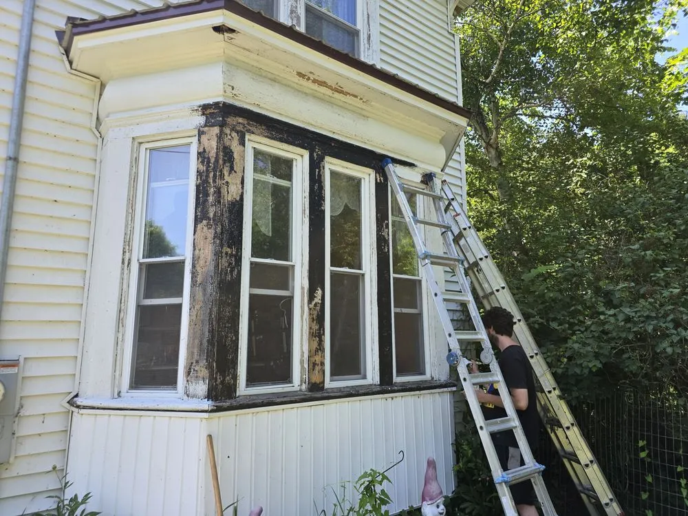 Custom yard maintenance for year-round maintenance in Abbot, ME by Kelly's Handy Man And Lawn Care Service