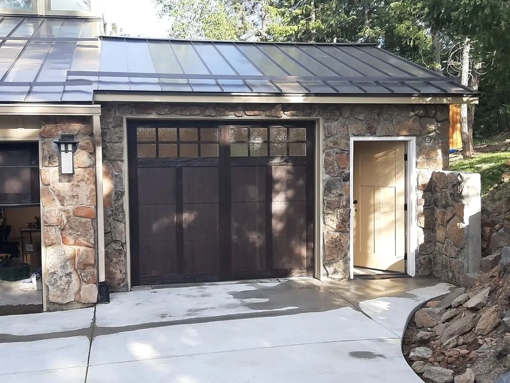 Professional outdoor landscaping in Lakewood, CO by Kelly's Landscape and Construction