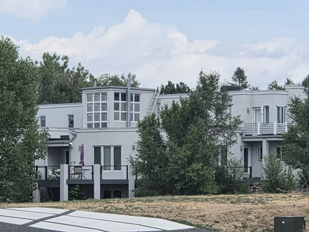 Top-rated garden landscaping in Lakewood, CO - Kelly's Landscape and Construction