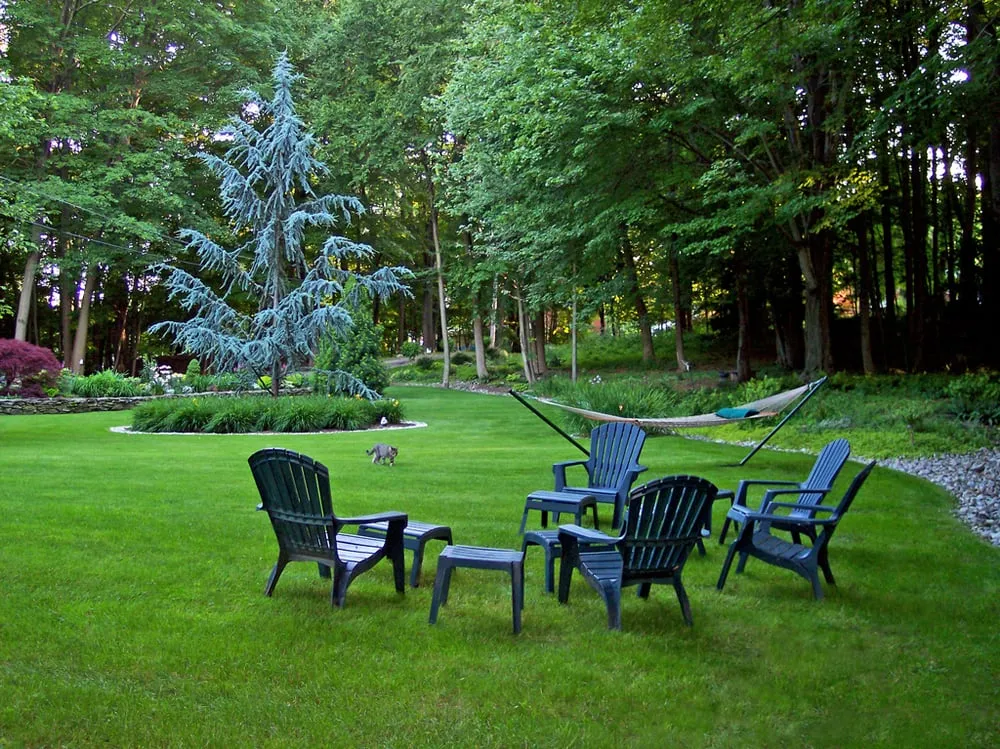 Custom yard maintenance for residential properties in Milford, CT by Kelly's Landscaping