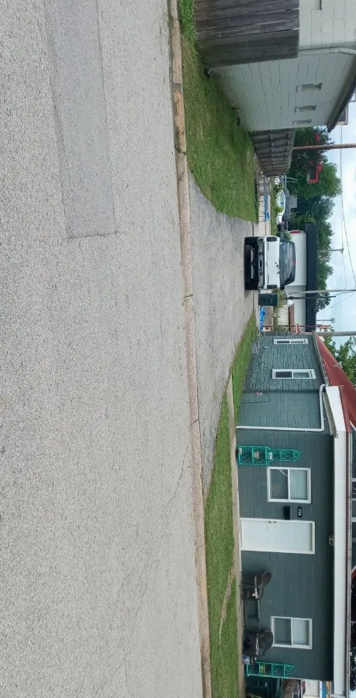 Reliable residential landscaping experts serving Owensboro, KY - Kelly's Lawn Care Service