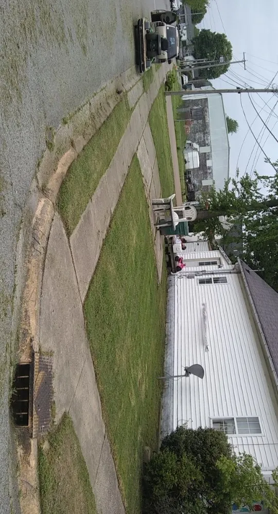 Top-rated landscape installation for outdoor upgrades in Owensboro, KY by Kelly's Lawn Care Service