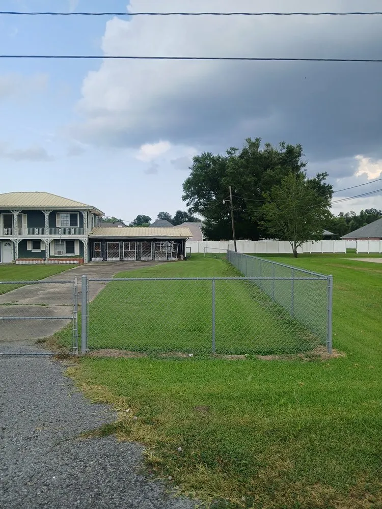 Professional landscaping services experts serving Luling, LA - Kelly's lawncare llc