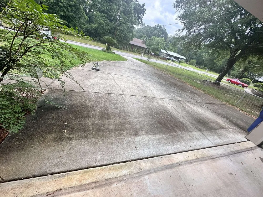 Professional yard maintenance for outdoor upgrades across Saraland, AL - Kelly’s Pressure Washing