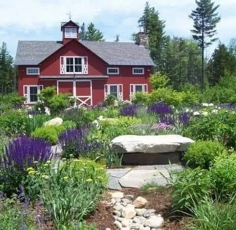 Top-rated garden landscaping with custom design in Florence, VT by KellysGardens Lansdcapes &Fence