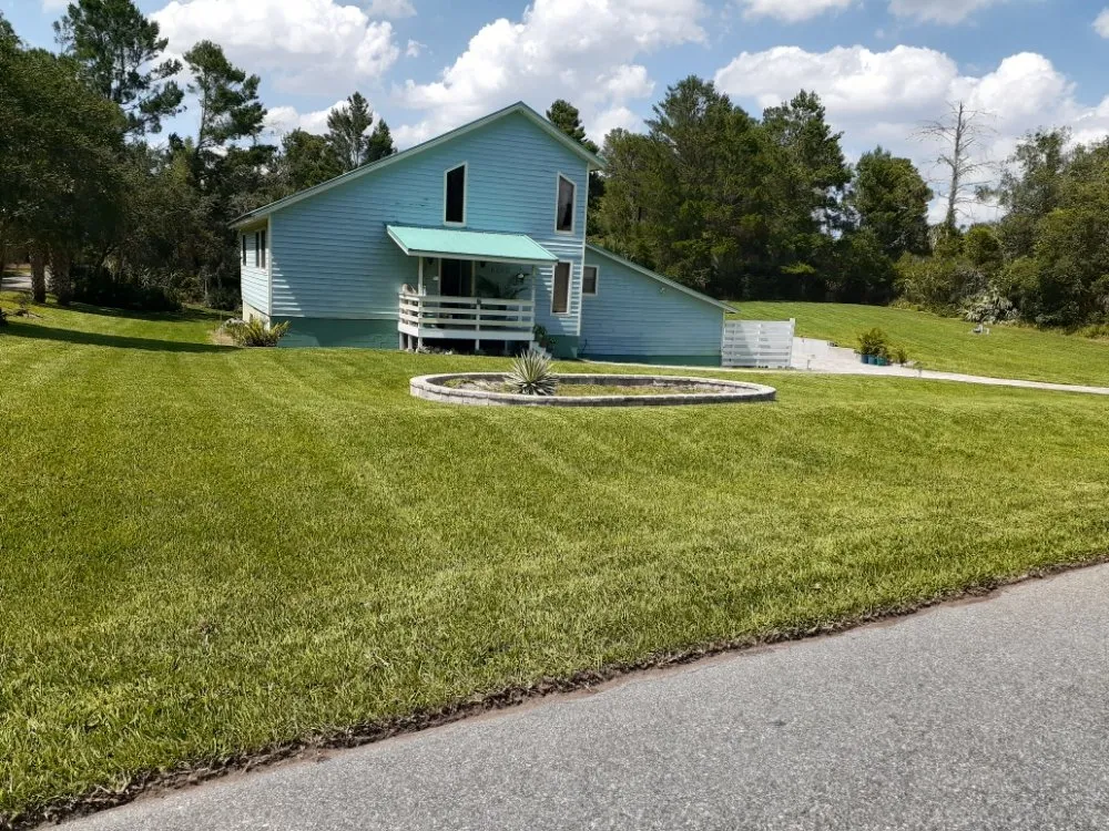 Trusted landscaping services experts serving Cocoa, FL - Kelp's Lawn Service