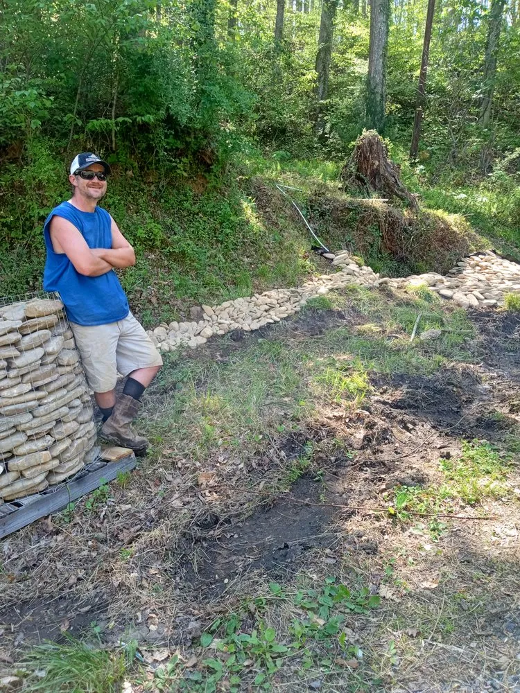 Local landscaping services experts serving Spruce Pine, NC - Kel's Outdoor Services and Landscaping