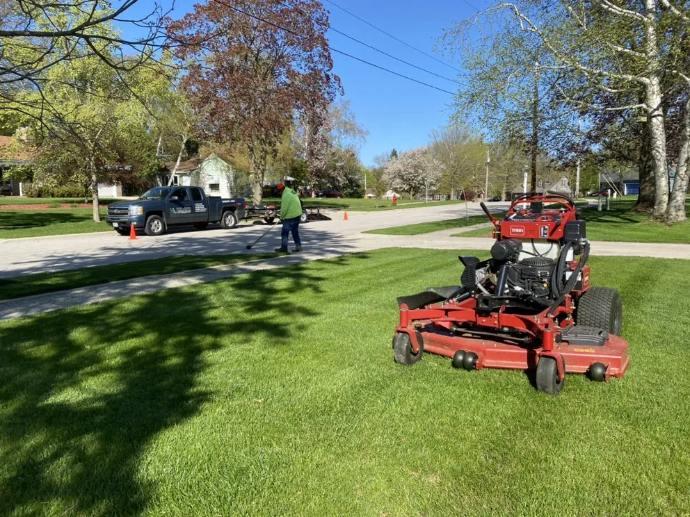 Trusted yard maintenance for homes in Grafton, WI by Kelvin's Landscaping