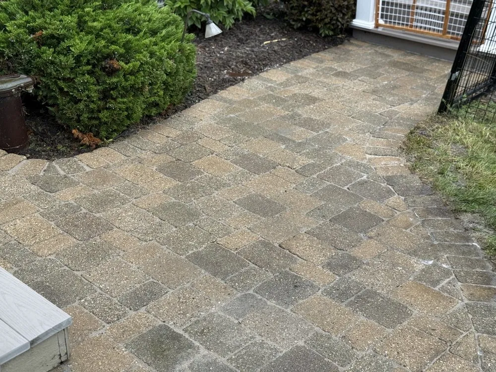 Custom residential landscaping in Grafton, WI - Kelvin's Landscaping