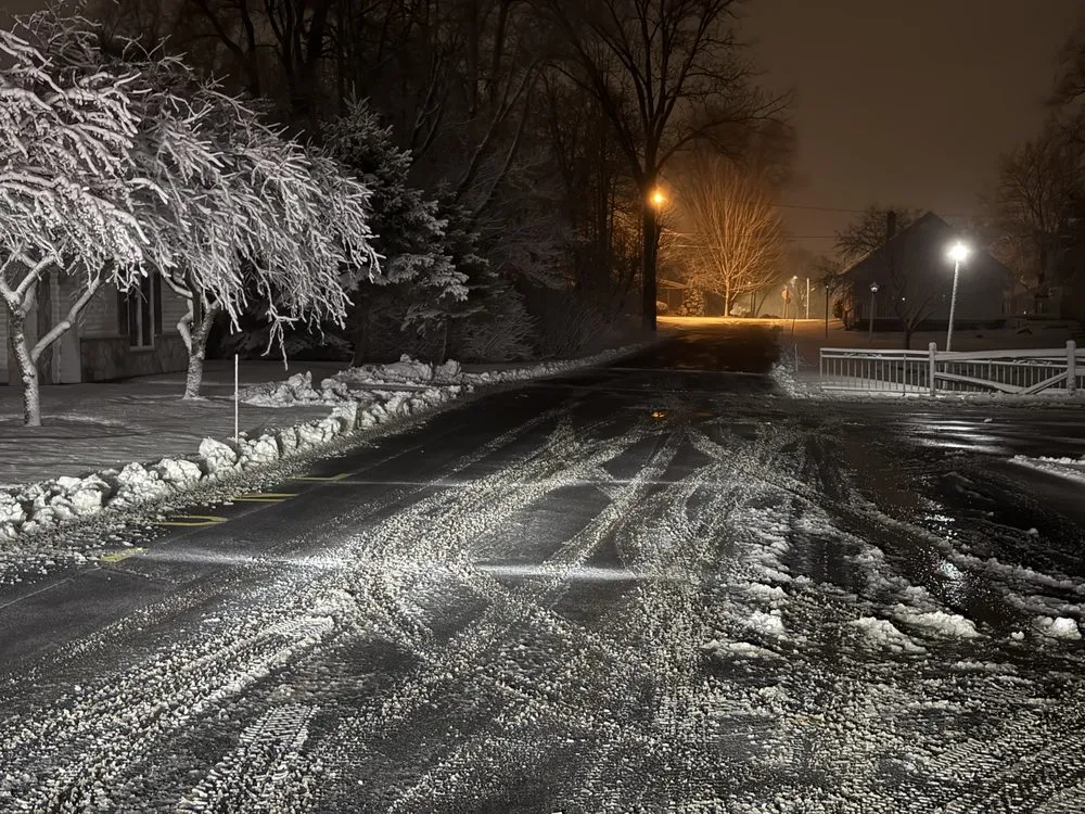 Reliable yard cleanup service experts serving Grafton, WI - Kelvin's Landscaping