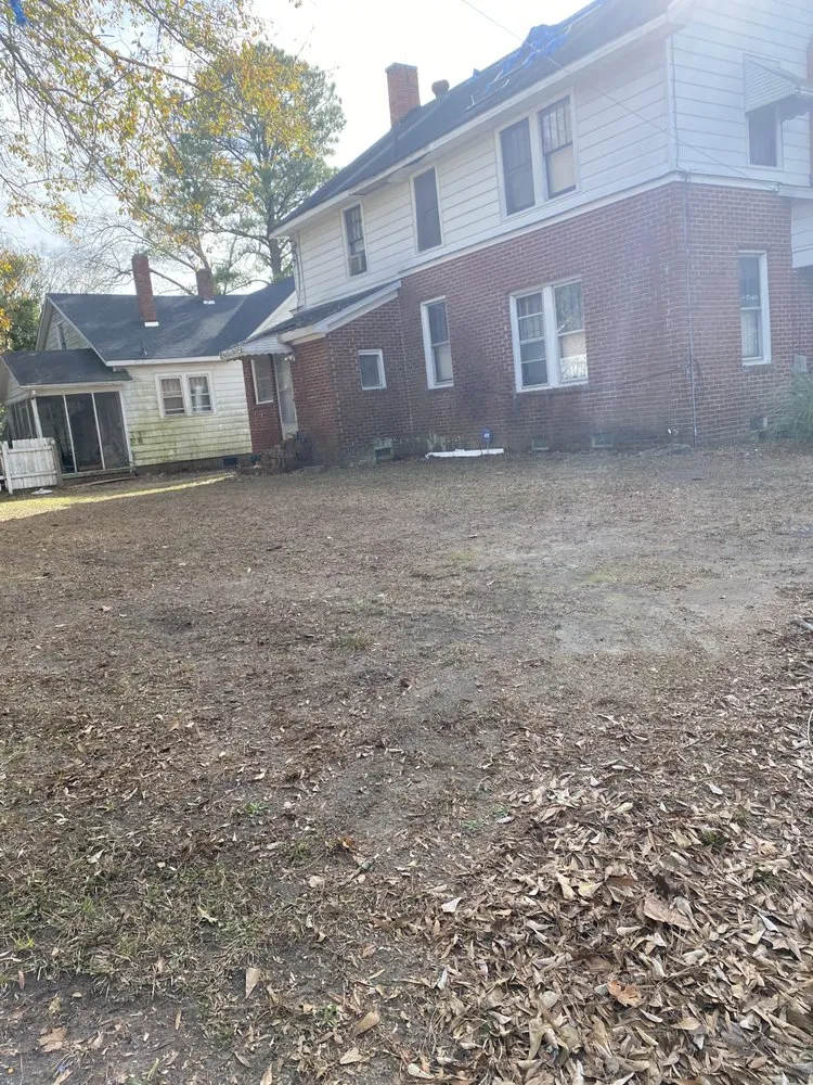 Reliable lawn care service in Williamston, NC - Kemauri L