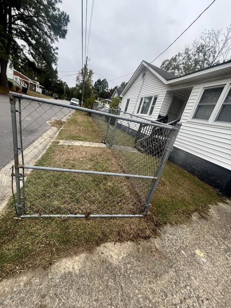 Professional landscaping services experts serving Williamston, NC - Kemauri L