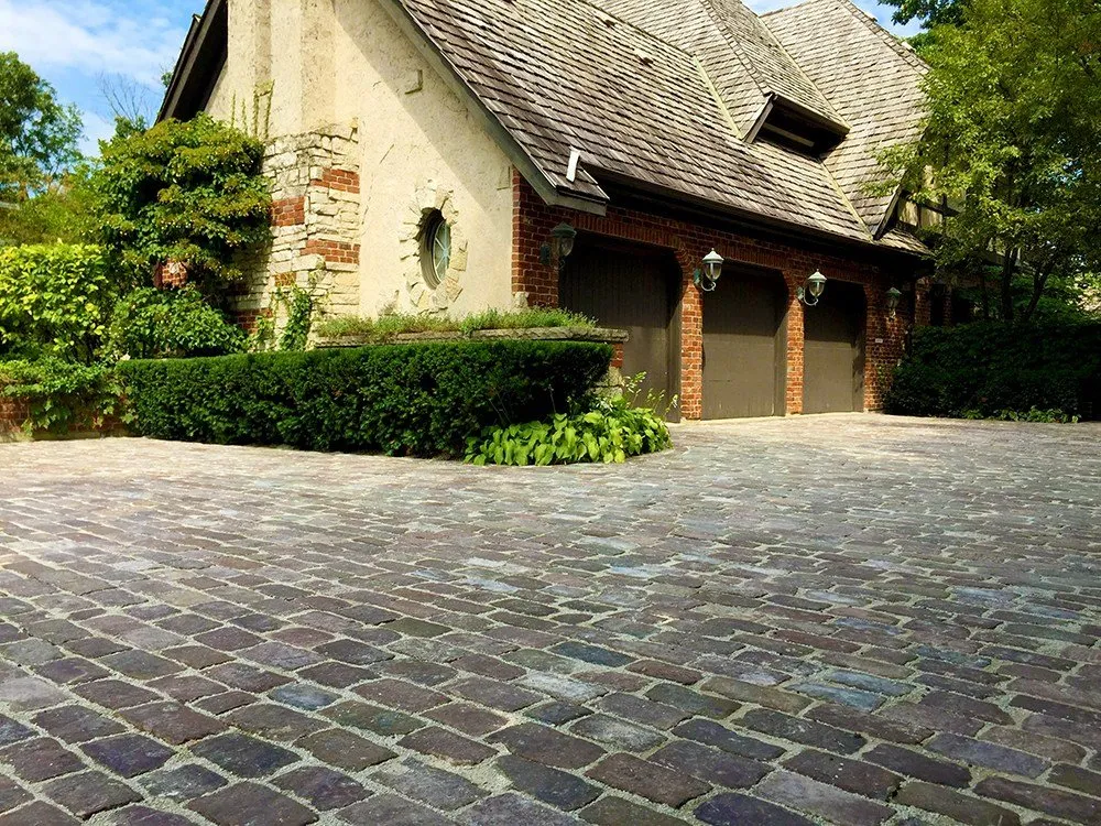 Trusted landscaping services in Chicago, IL by Kemora Landscapes