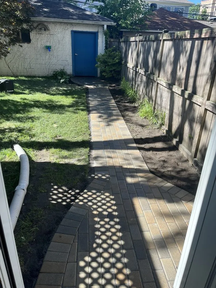 Trusted yard cleanup service in Chicago, IL by Kemora Landscapes