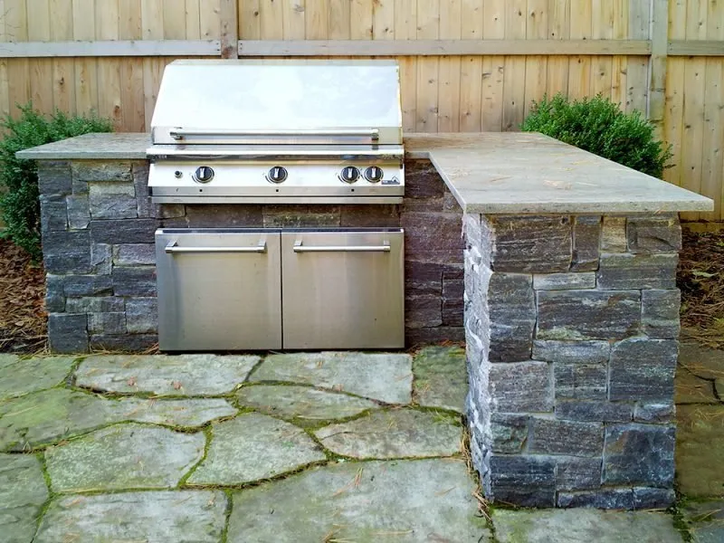 Custom yard maintenance in Chicago, IL by Kemora Landscapes