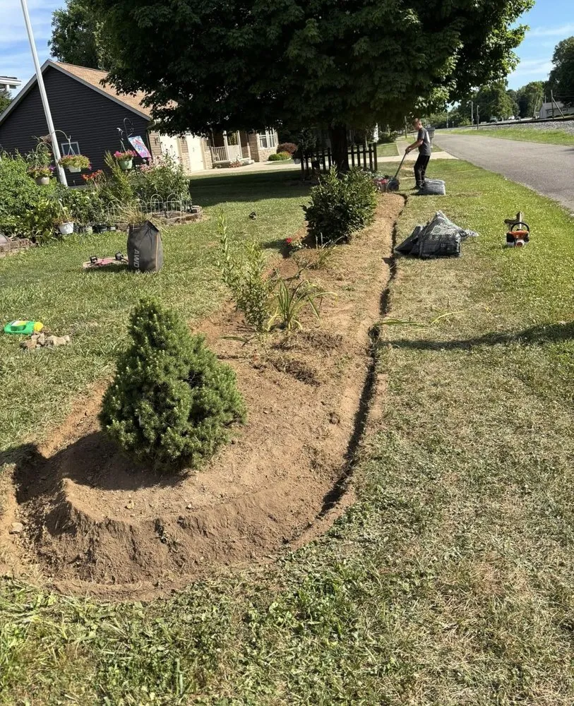 Custom garden landscaping for homes across Newark, OH - Kemps Lawn Care
