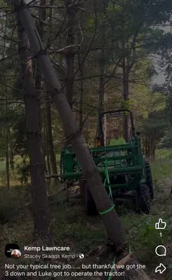 Kemps Lawn Care Logo