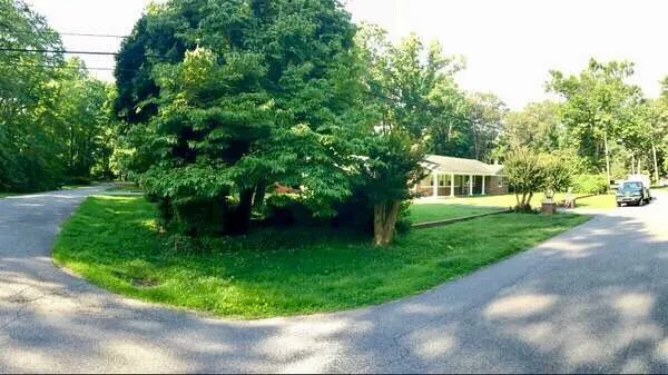 Expert landscape installation for homes in Norfolk, VA by Kempton Lawn Care