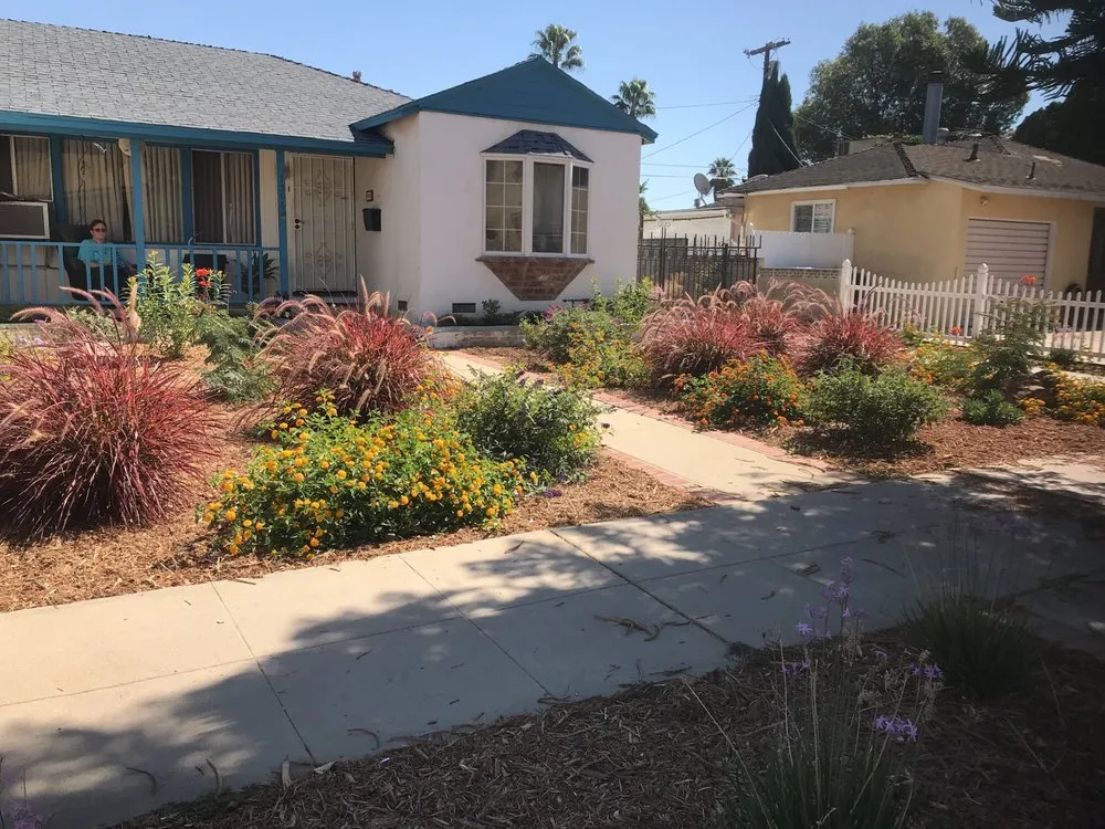 Top-rated lawn mowing service with custom design across Porter Ranch, CA - Ken Green Landscaping
