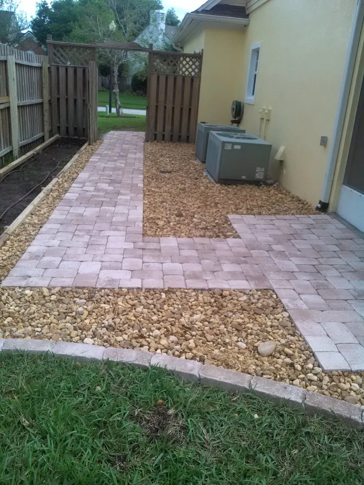 Reliable lawn care service in Oviedo, FL - Ken-Lin Landscaping & Maintenance Services
