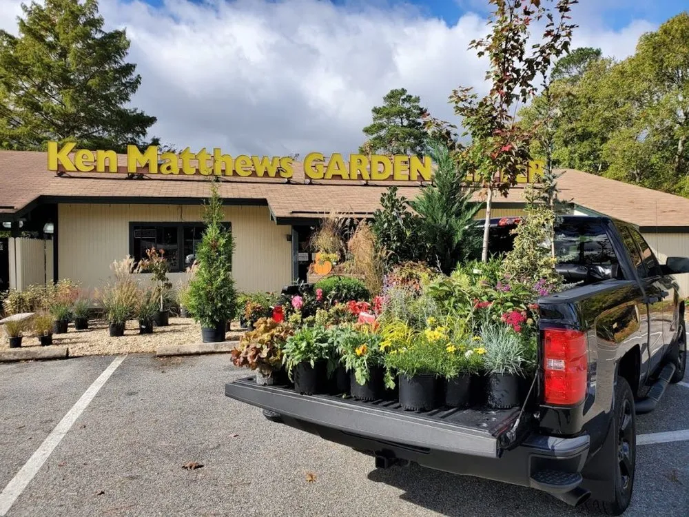 Local landscape installation in Yorktown, VA by Ken Matthews Garden Center