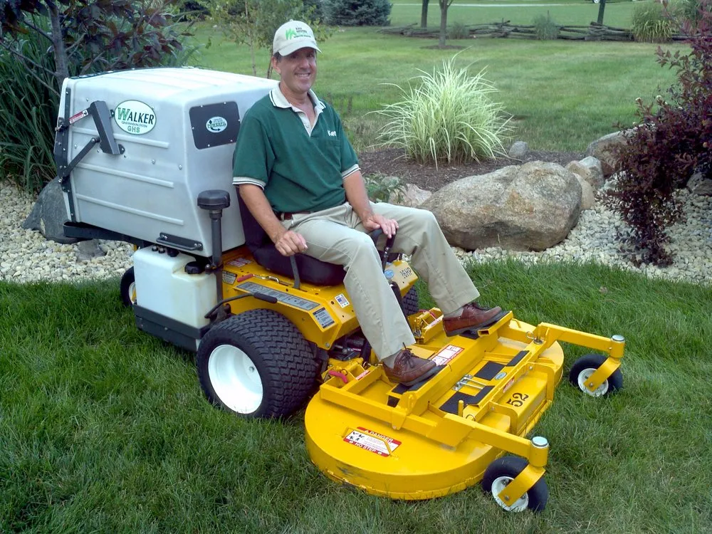 Affordable landscape design in Findlay, OH - Ken Silvers Residential Lawn Care