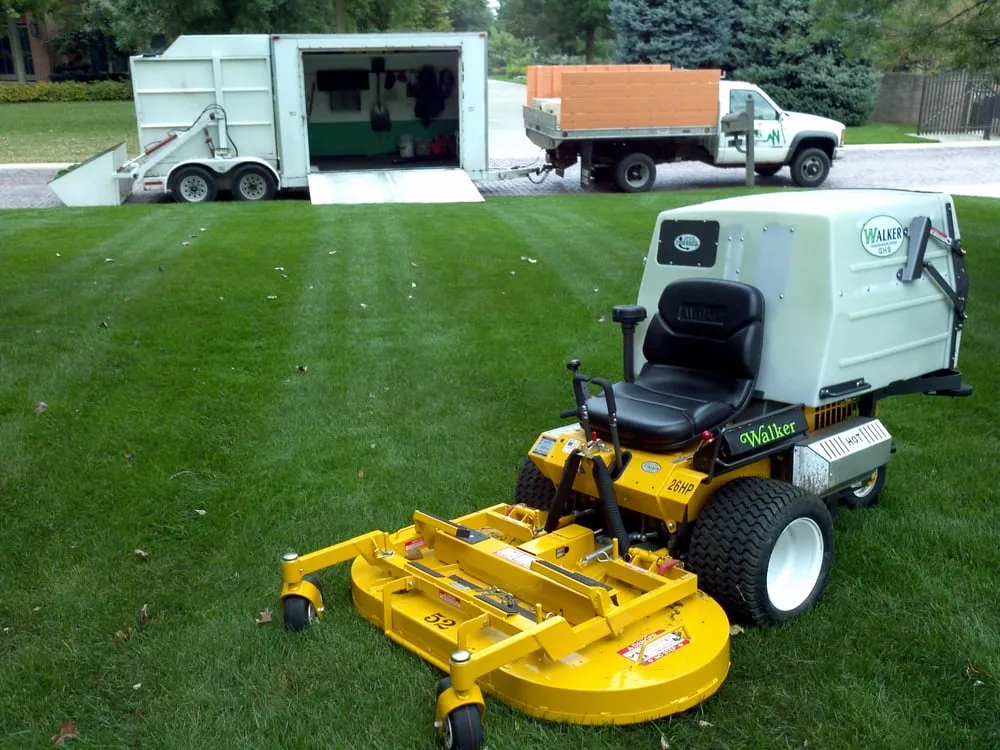 Custom lawn mowing service with custom design across Findlay, OH - Ken Silvers Residential Lawn Care