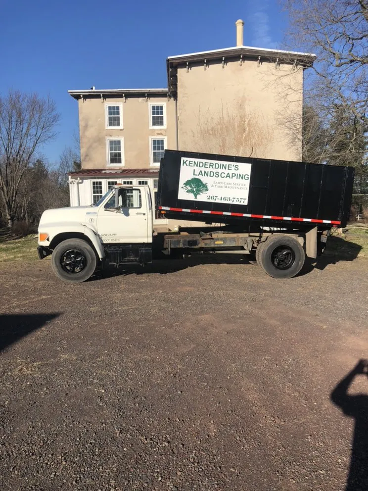 Top-rated yard cleanup service in Newtown, PA - Kenderdine’s Landscaping