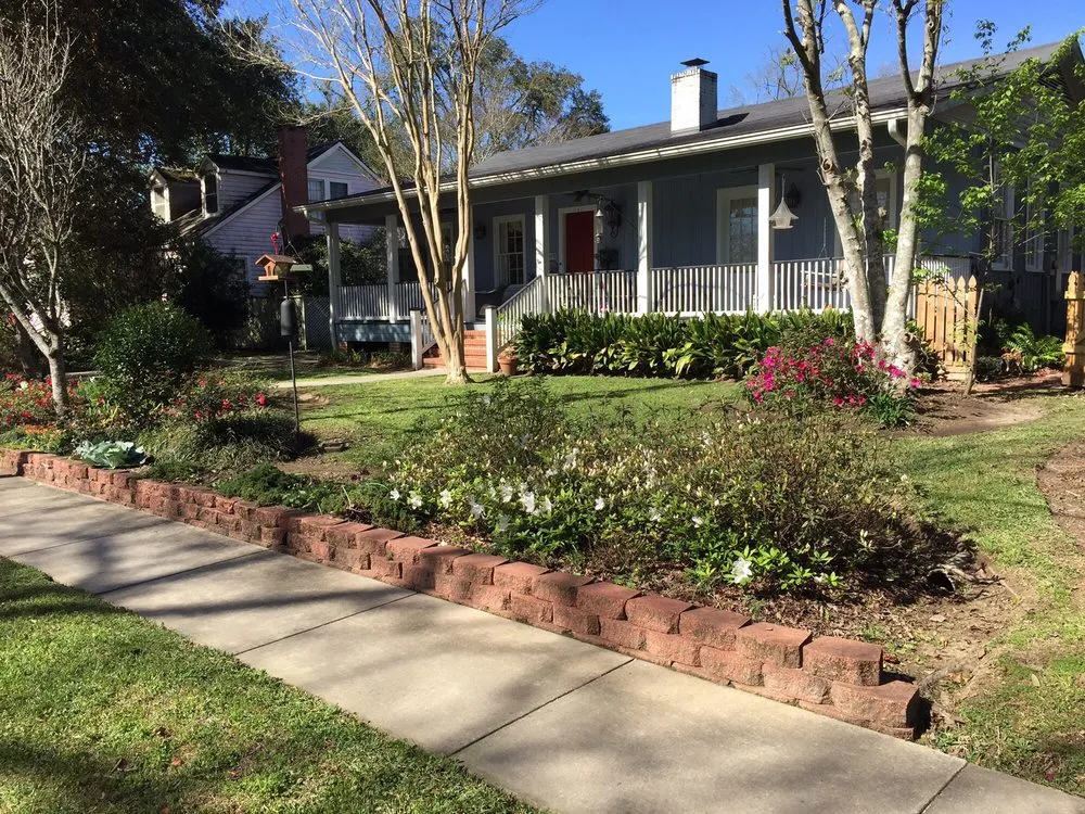 Expert yard cleanup service in Baton Rouge, LA - Kennedy and Smith Lawns