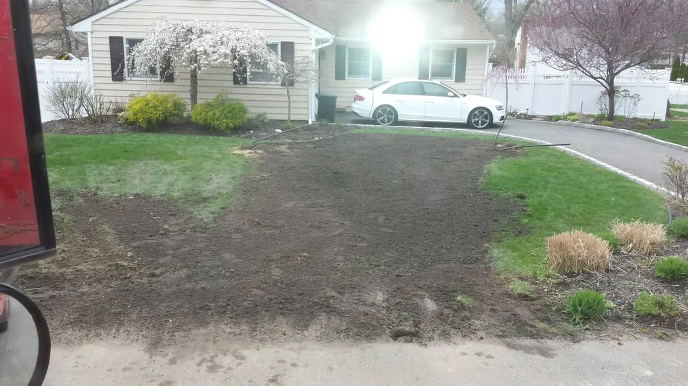 Top-rated residential landscaping for residential properties in Yaphank, NY by Kennedy Contracting