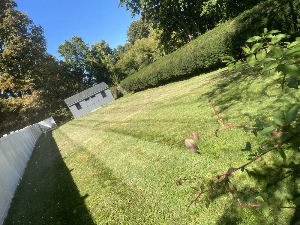 Trusted lawn mowing service in Ridgefield, CT by Kenney’s Landscaping