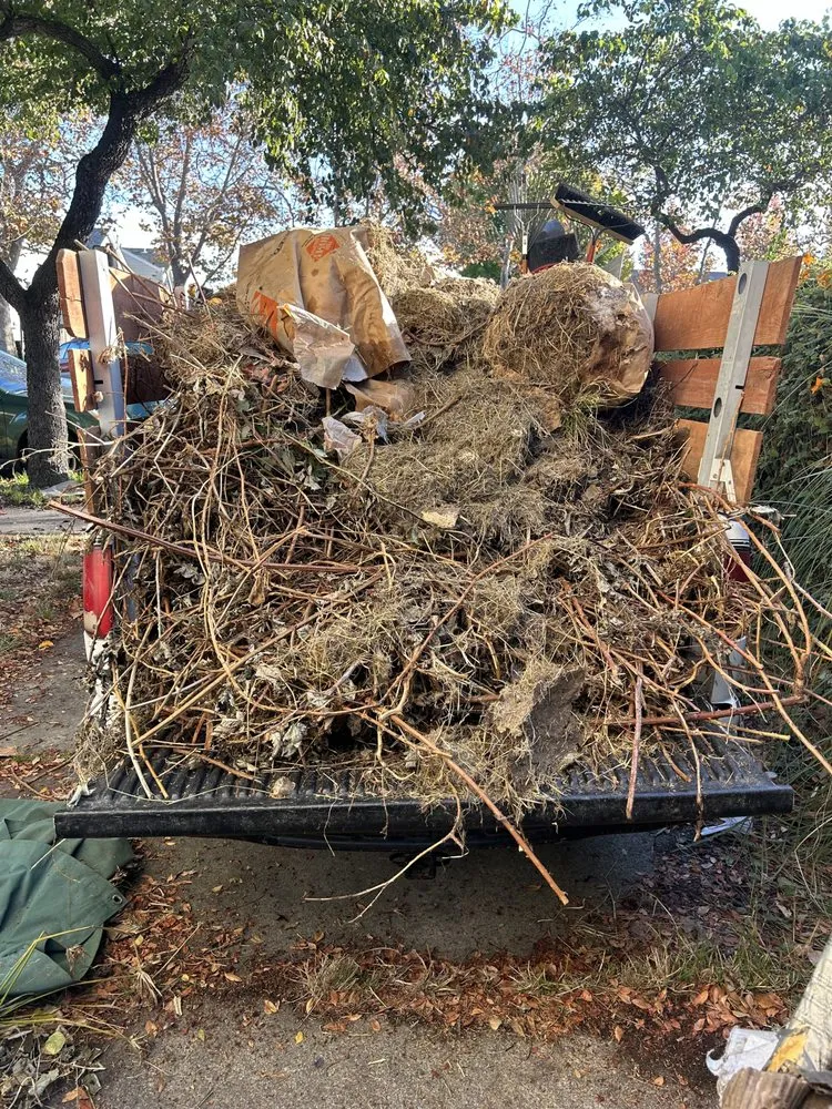 Trusted garden landscaping experts serving Richmond, CA - Kenni’s Lawn Care And Junk Removal