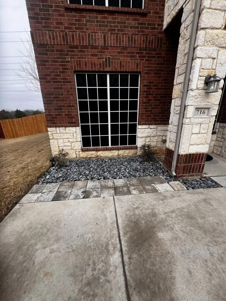 Custom residential landscaping in DeSoto, TX - Kenn’s Plumbing & Handyman Services