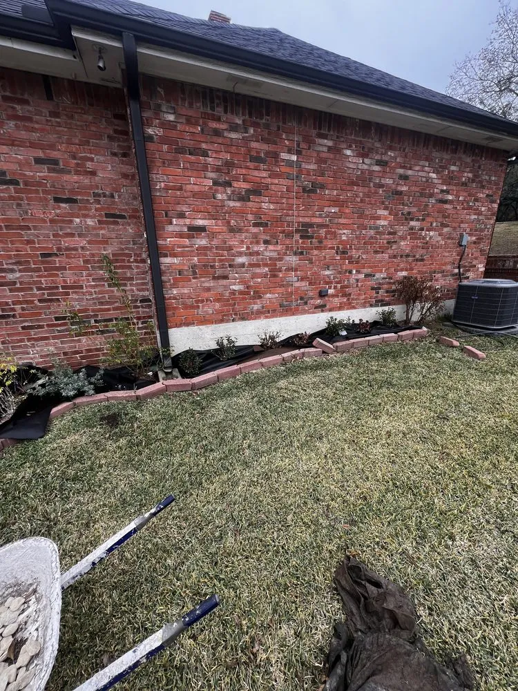 Expert yard cleanup service with custom design in DeSoto, TX by Kenn’s Plumbing & Handyman Services