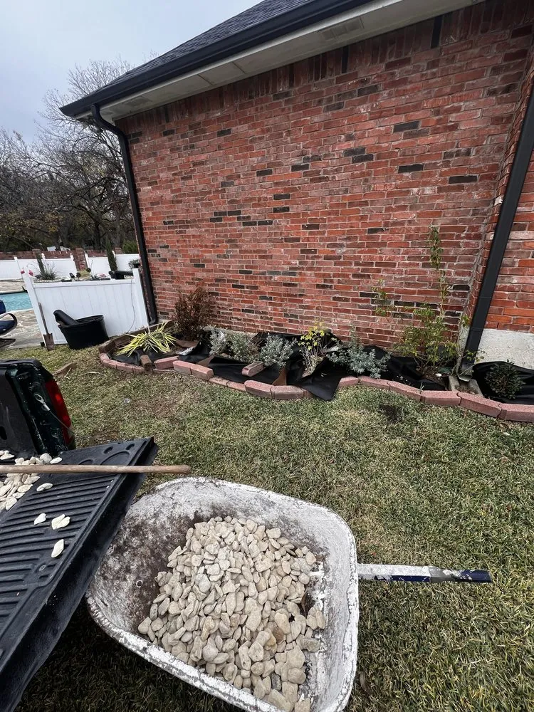 Reliable landscape design with custom design in DeSoto, TX by Kenn’s Plumbing & Handyman Services