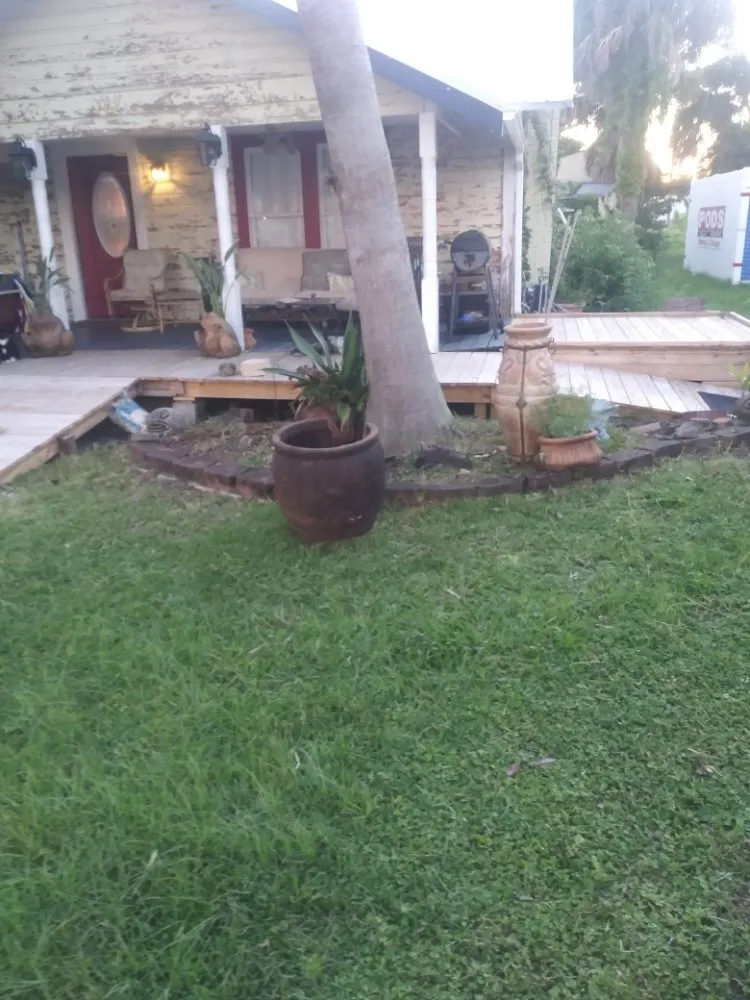 Professional yard cleanup service for beautiful yards in Panama City, FL by Kenrick Liburd Handy Remolding