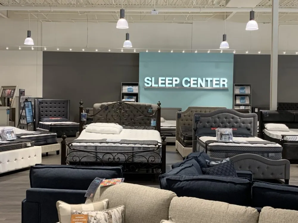 Top-rated outdoor landscaping in Brooklyn Park, MN by Kens cleaning & Lawn care