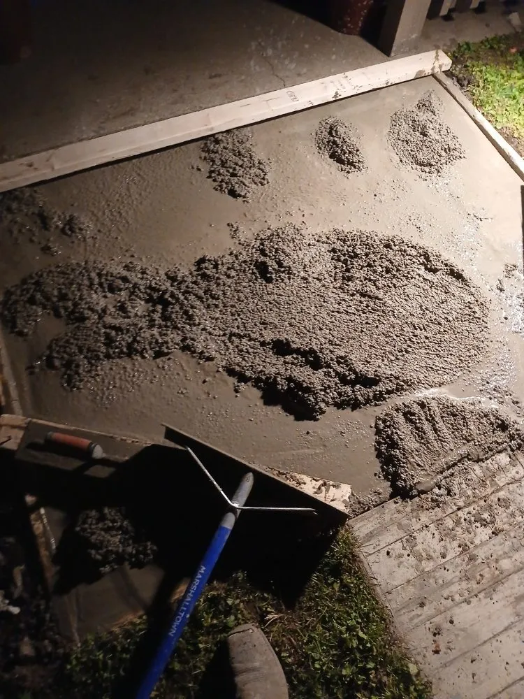 Local yard maintenance near you across Warren, OH - Kens Landscaping And Junk Removal